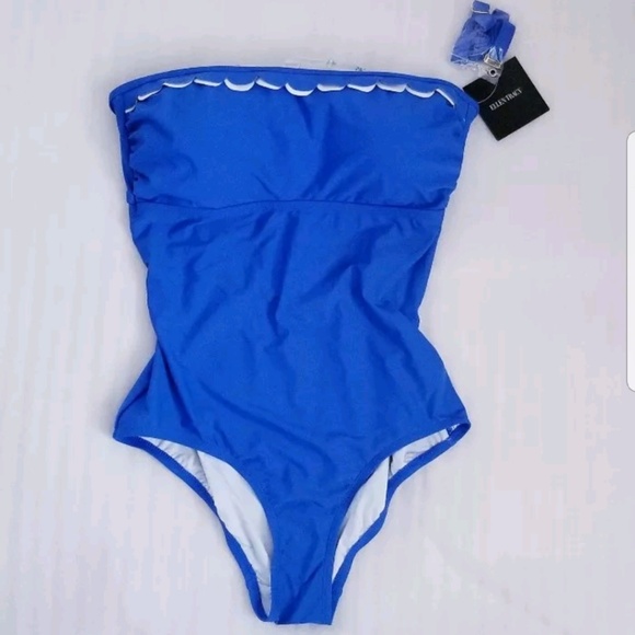 Ellen Tracy Other - Ellen Tracy Scallop Bandeau One Piece Swimsuit 10